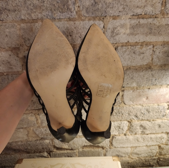 Aldo High Heels. Black, strappy leather. - Picture 5 of 6